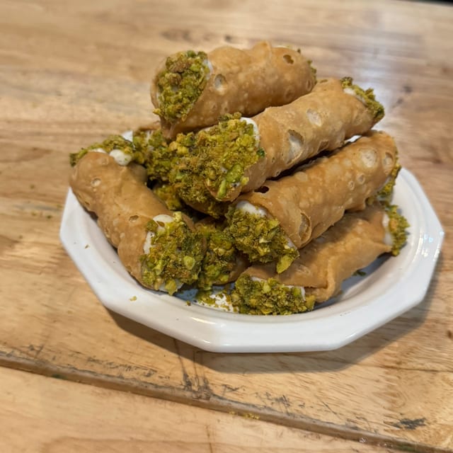 Mini Cannoli.