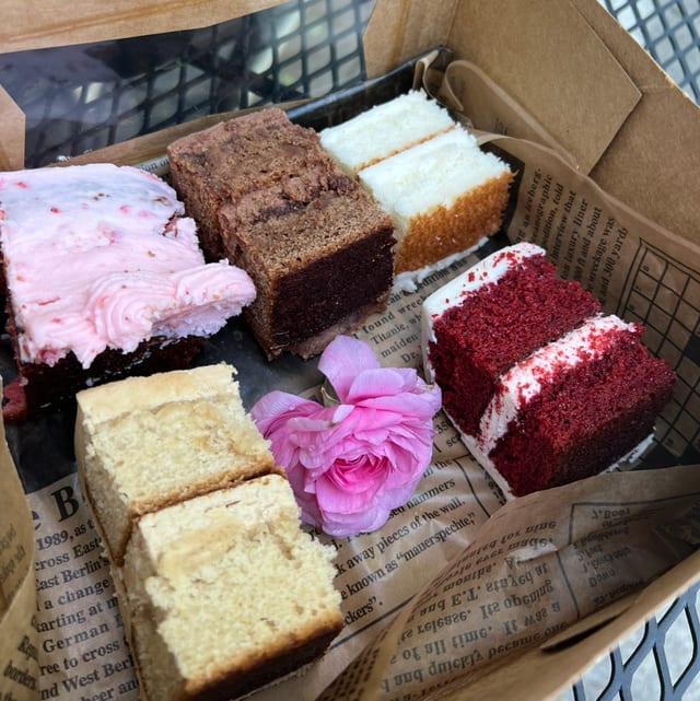 Cake Taster Box.